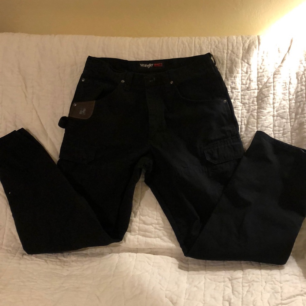 Men’s Black Wrangler Riggs Workwear Cargo Pants